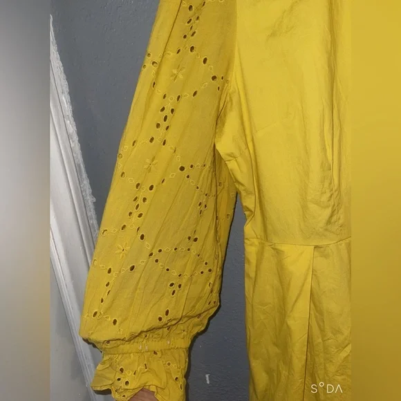 Who what wear yellow dress size X-Large leave has handmade flower not new long. - Picture 10 of 12